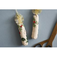 Handsewn Christmas candles with embroidery_Step_6.jpg